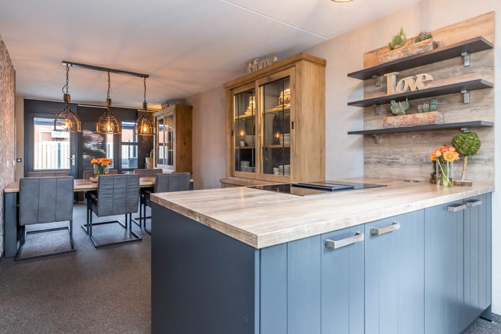 Photo 10 of Cavaleriestraat 47