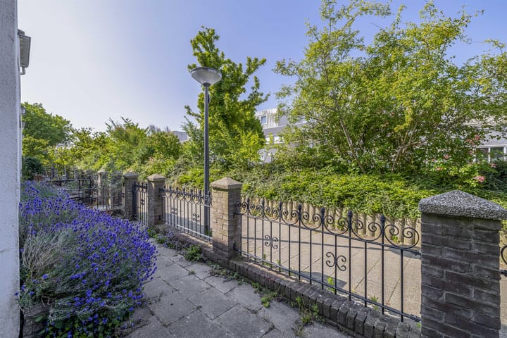 Photo 12 of Margo Antinkstraat 29