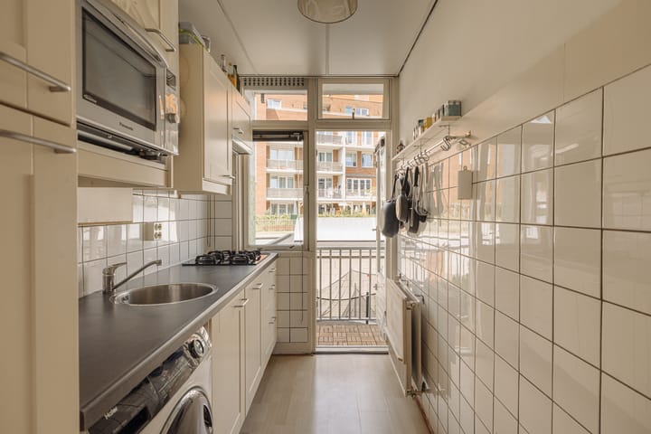 Photo 10 of Valentijnkade 51-1