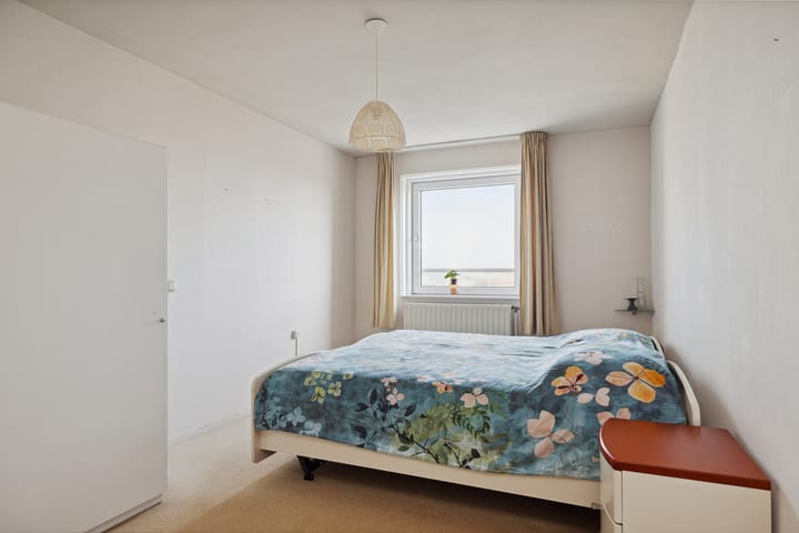 Foto 16 van Prins Clausplein 50