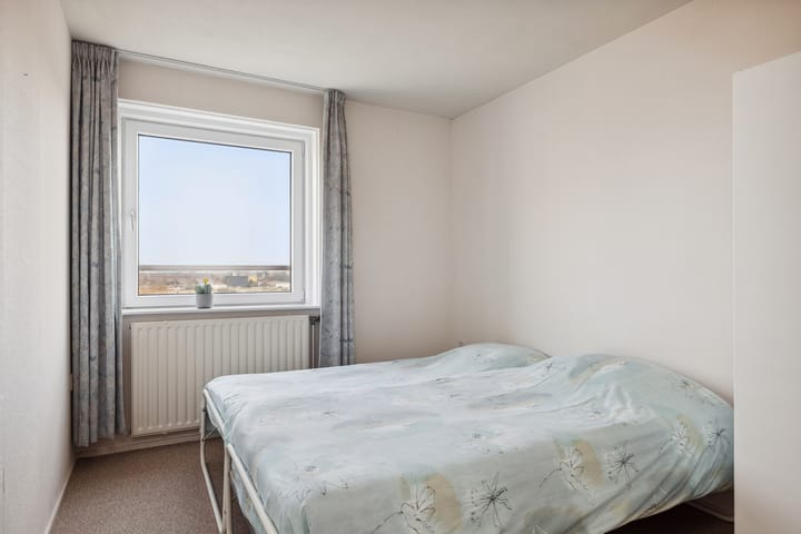 Foto 18 van Prins Clausplein 50