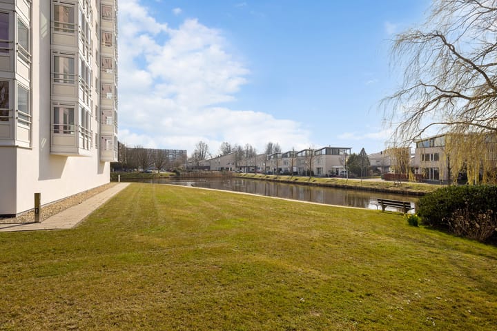 Foto 41 van Prins Clausplein 50