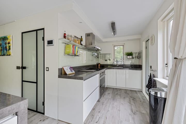 Foto 18 van Betonwei 44