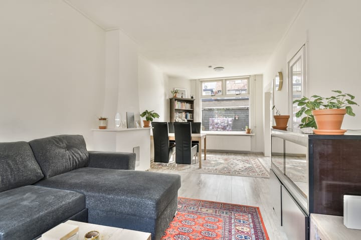 Photo 9 of Meidoornstraat 16