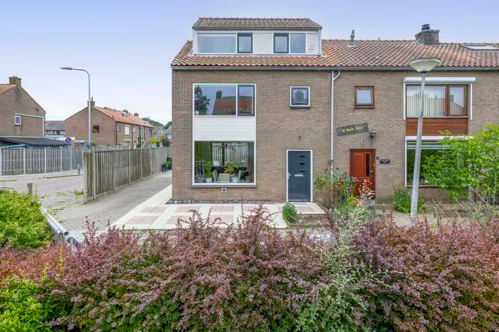 Foto 1 van Beatrixplein 1