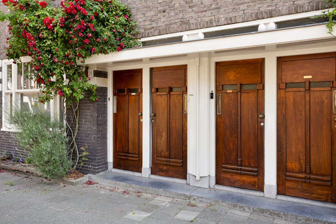 Foto 8 van Woubruggestraat 15-1