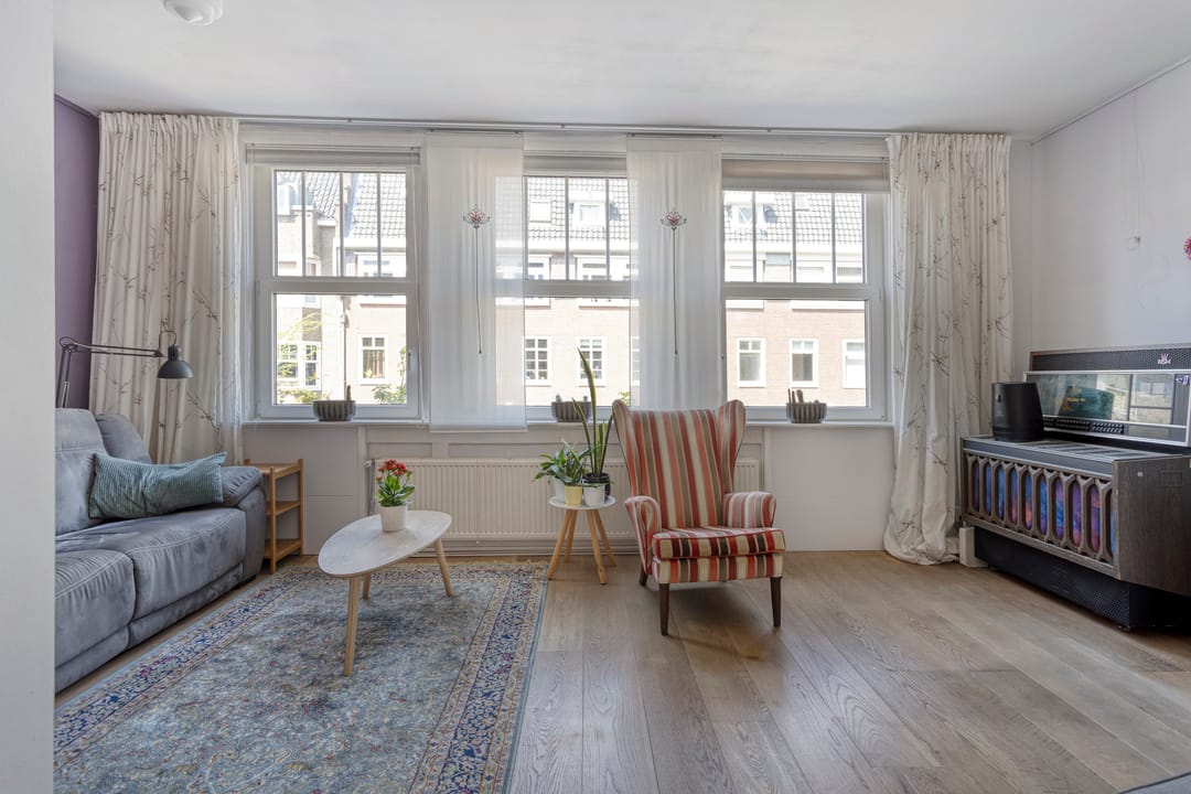 Foto 2 van Woubruggestraat 15-1