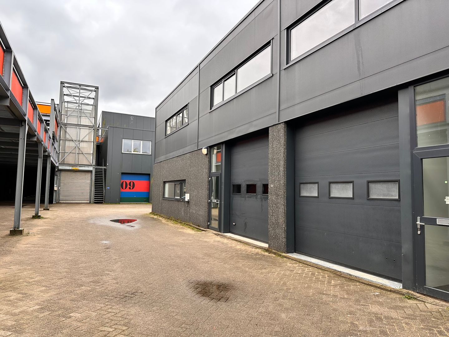 View photo 3 of Witte Vlinderweg 21-l