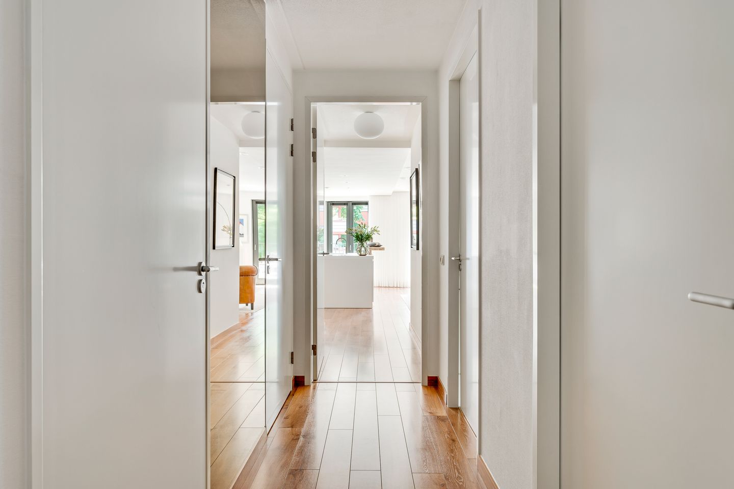 Foto 5 van Bellefroidlunet 27-B
