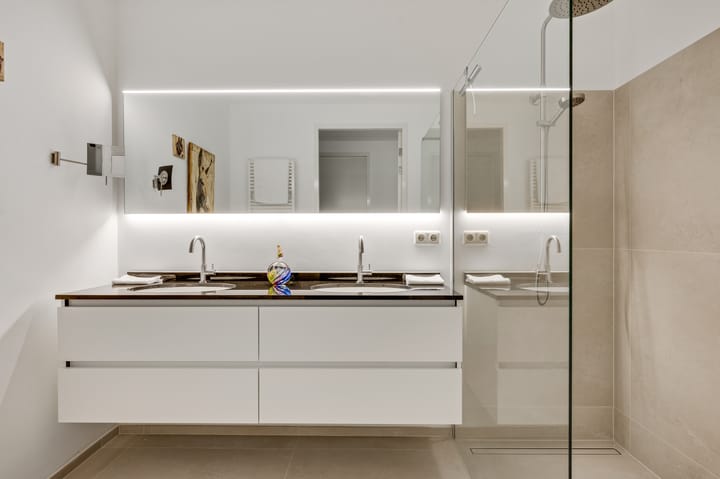 Foto 15 van Bellefroidlunet 27-B