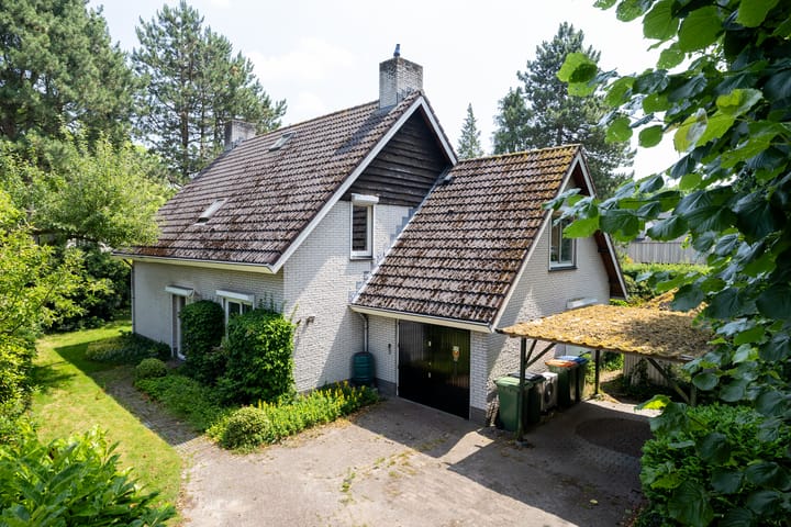 Foto 2 van Jacqueline de Grezlaan 15