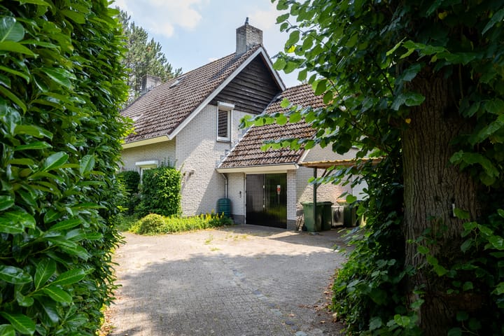 Foto 3 van Jacqueline de Grezlaan 15