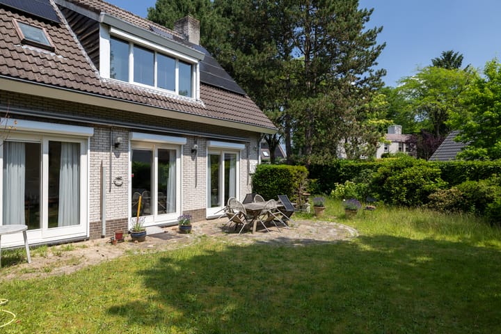 Foto 16 van Jacqueline de Grezlaan 15