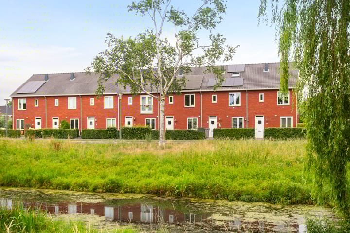 Foto 2 van Wijenburg 66