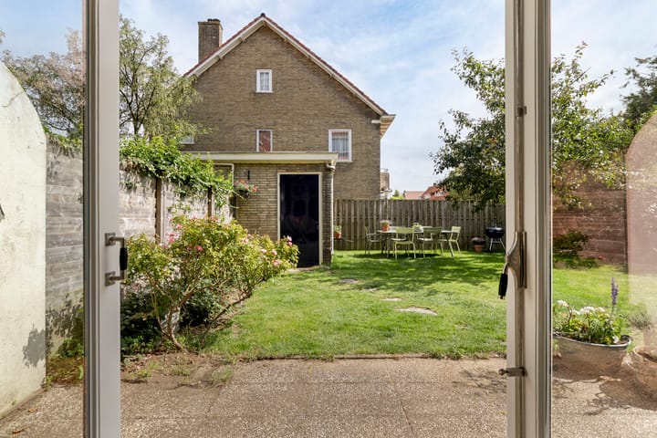 Foto 10 van Van Goghstraat 72