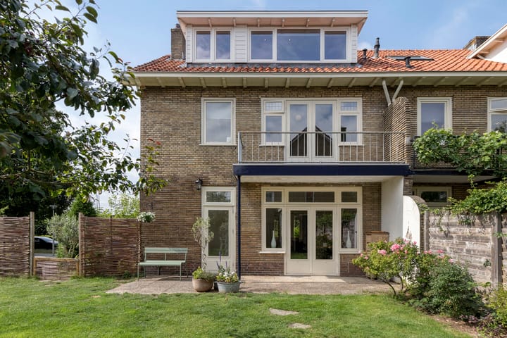 Foto 11 van Van Goghstraat 72