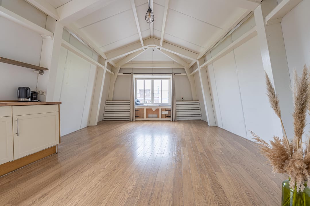 Photo 2 of Plein 16-B