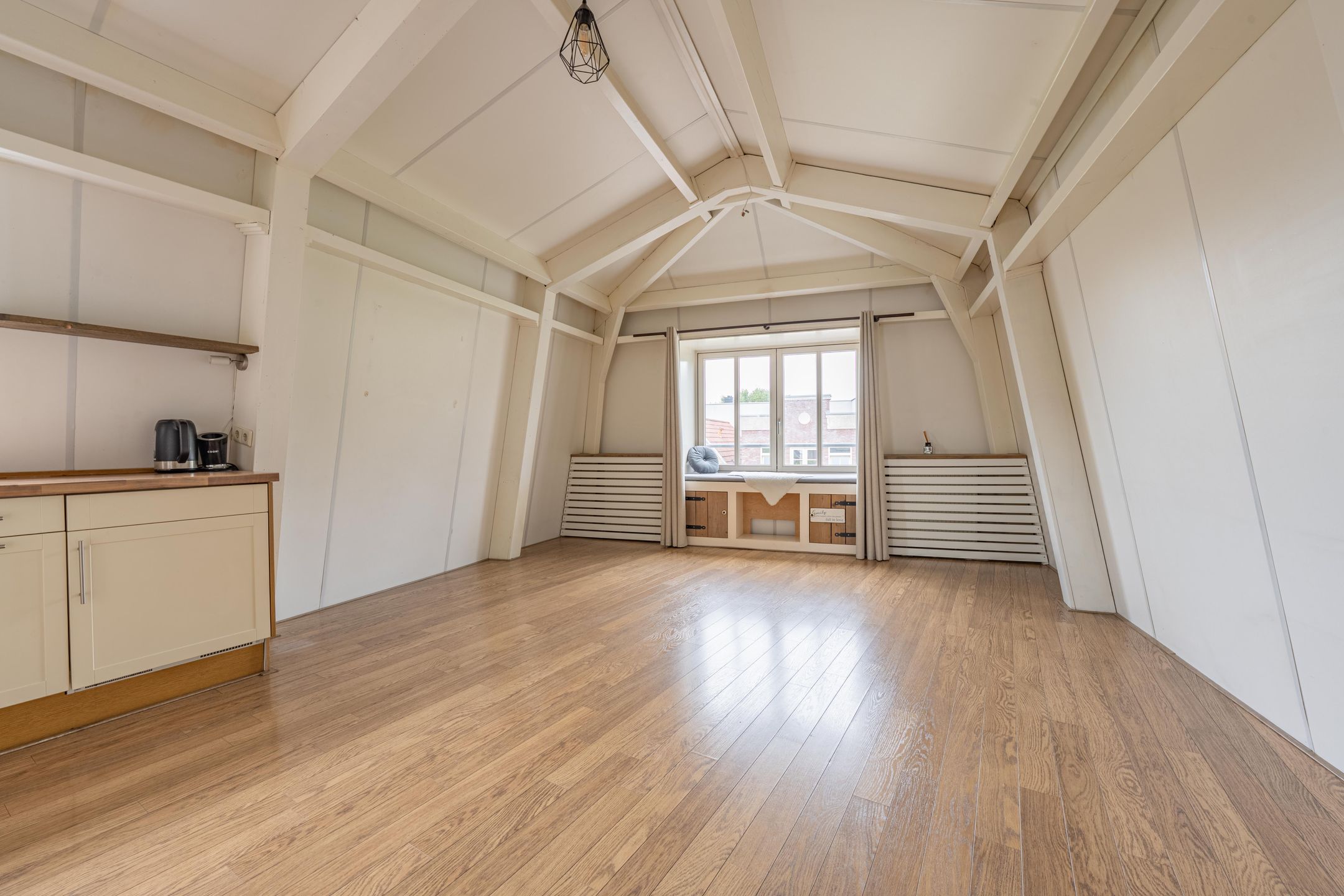 Photo 6 of Plein 16-B