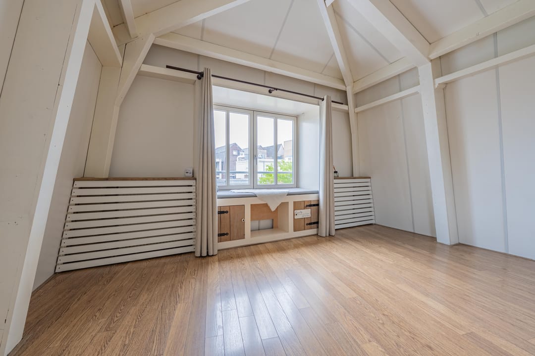 Photo 7 of Plein 16-B