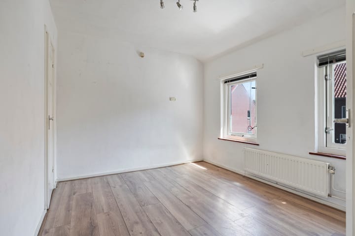 Photo 16 of Rubensstraat 42