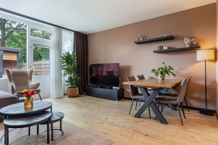 Foto 5 van Schrijnwerkershorst 201