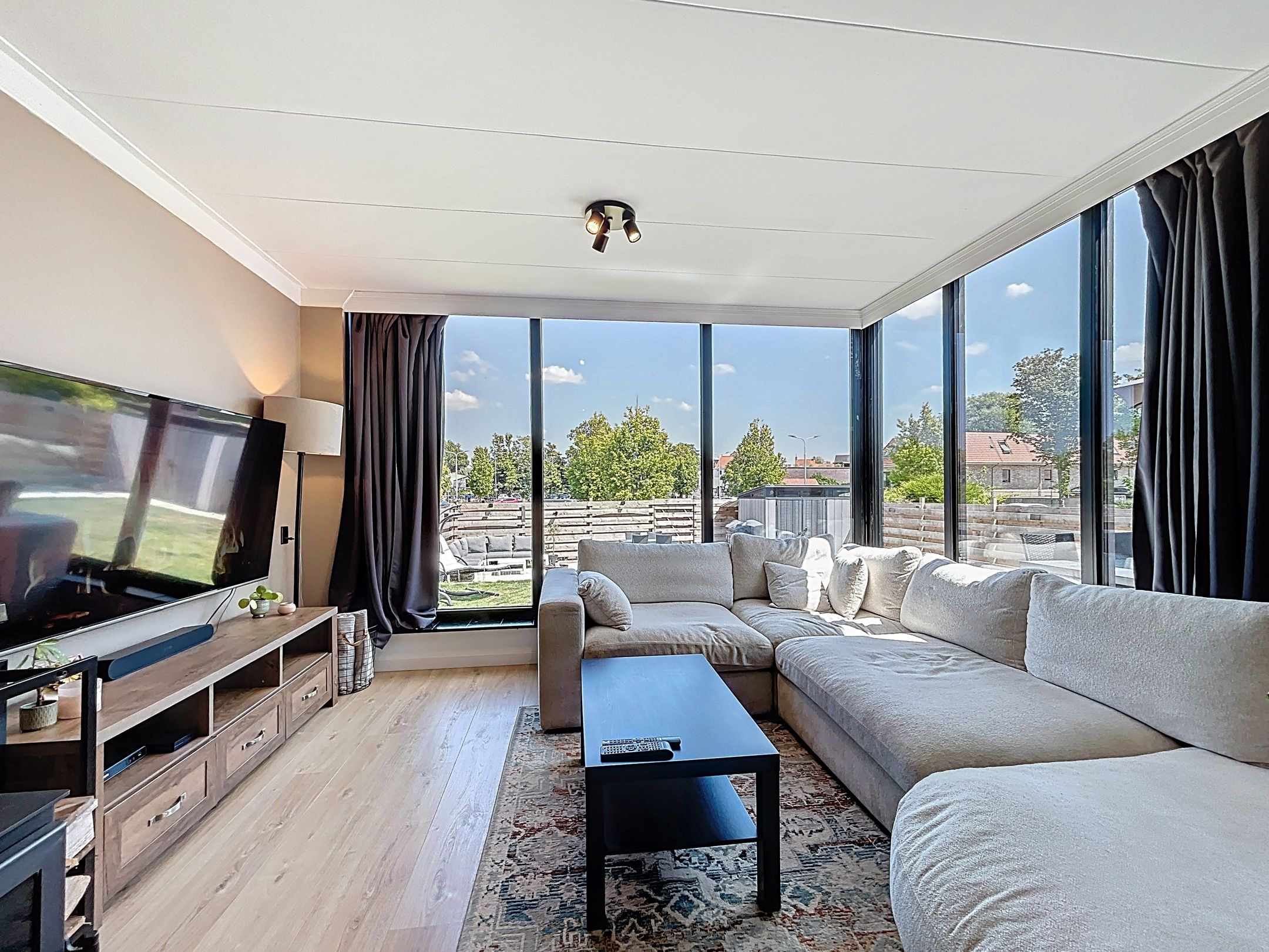 Foto 9 van Pasdam 10