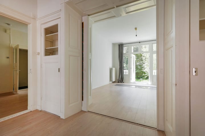 Photo 4 of Admiraal De Ruijterweg 145-H