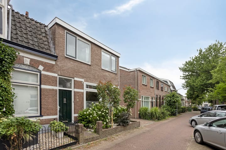 Foto 42 van Bloemstraat 16