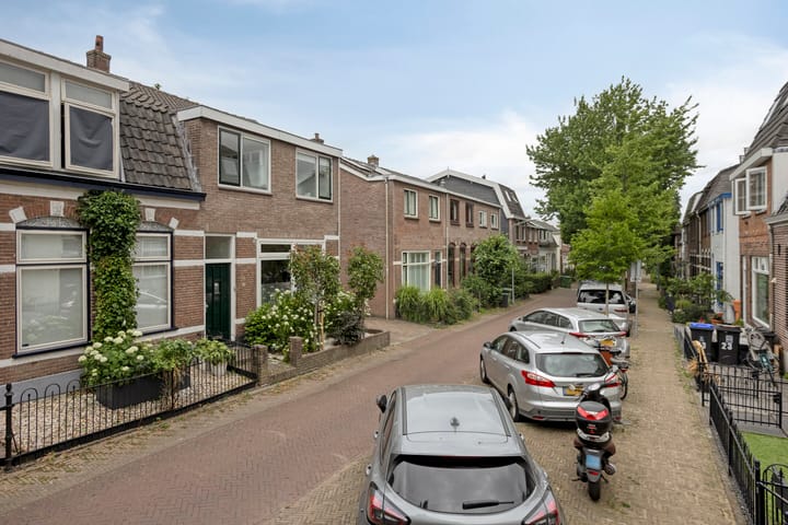 Foto 43 van Bloemstraat 16