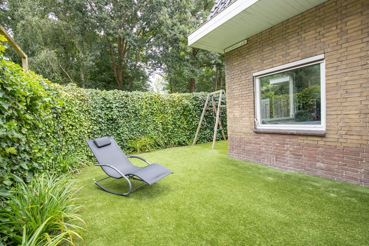 Photo 14 of Bos en Vaartlaan 10