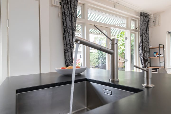 Photo 21 of Bos en Vaartlaan 10