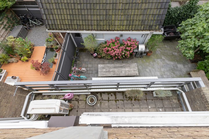 Photo 42 of Bos en Vaartlaan 10