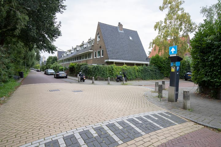 Photo 46 of Bos en Vaartlaan 10