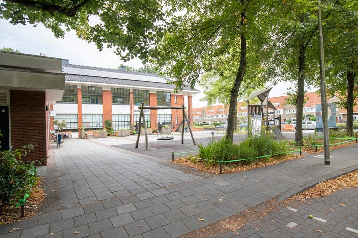 Photo 47 of Bos en Vaartlaan 10