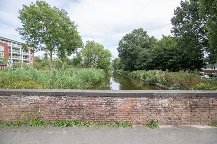 Photo 48 of Bos en Vaartlaan 10