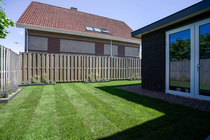 Photo 50 of Hamburgerweg 123