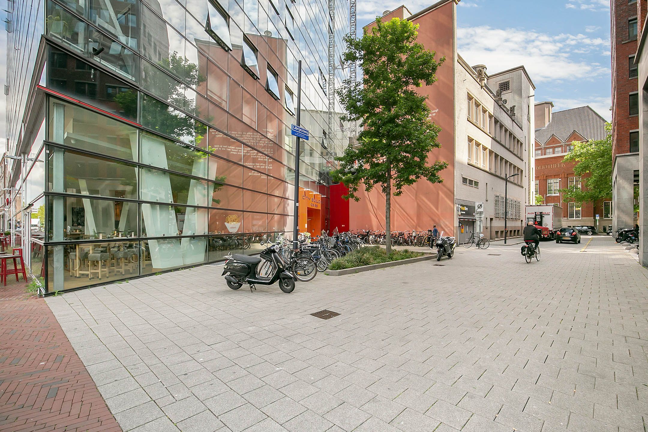 Photo 30 of Librijesteeg 253