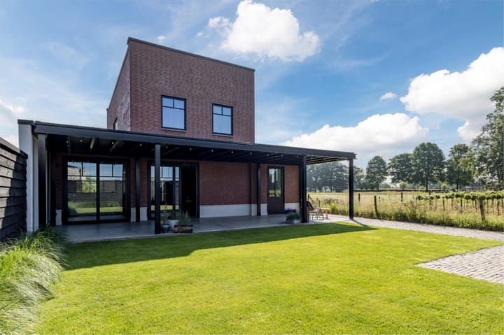 Foto 63 van Den Berk 5