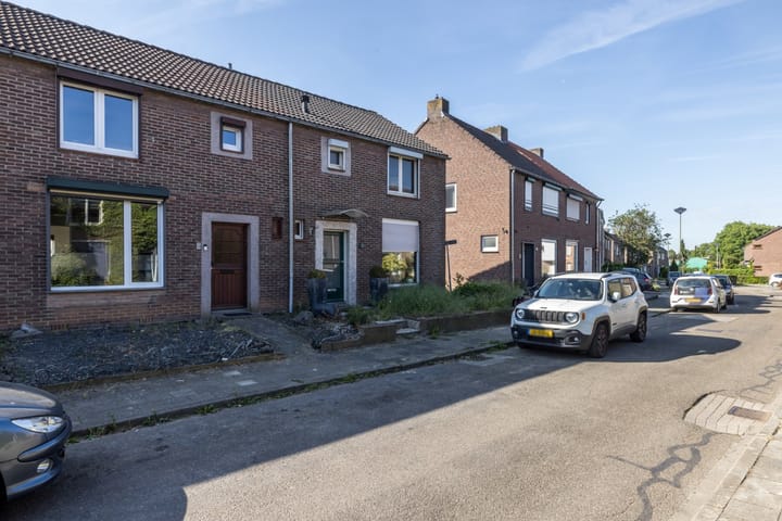 Foto 28 van Irenestraat 5