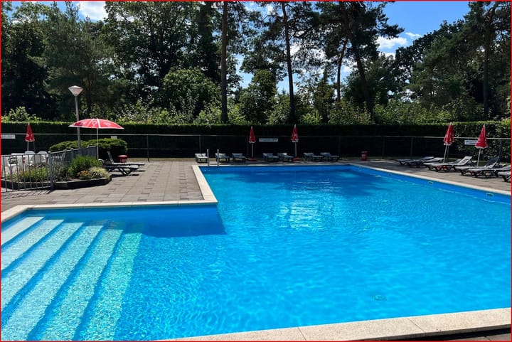 Foto 38 van Zwembadweg 37-110