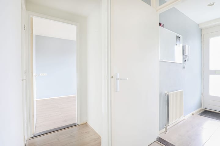 Foto 13 van van Weedestraat 189