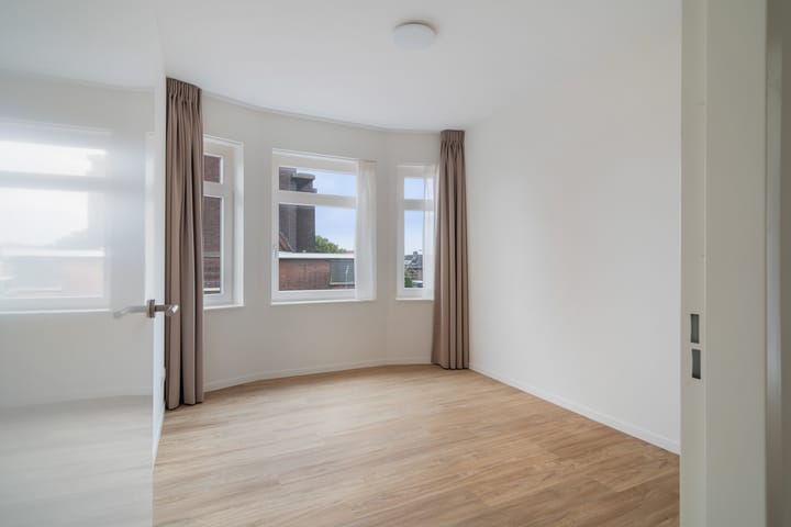 Foto 10 van Laan van Meerdervoort 631