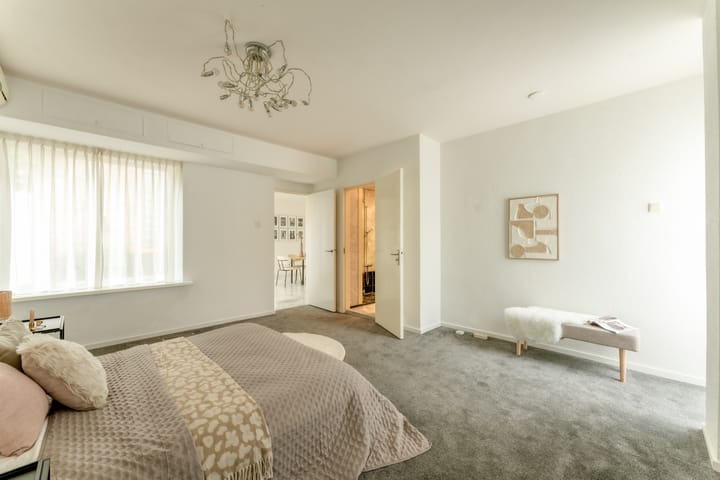 Foto 14 van van Veenweg 65