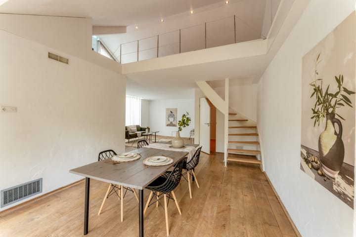 Foto 23 van van Veenweg 65