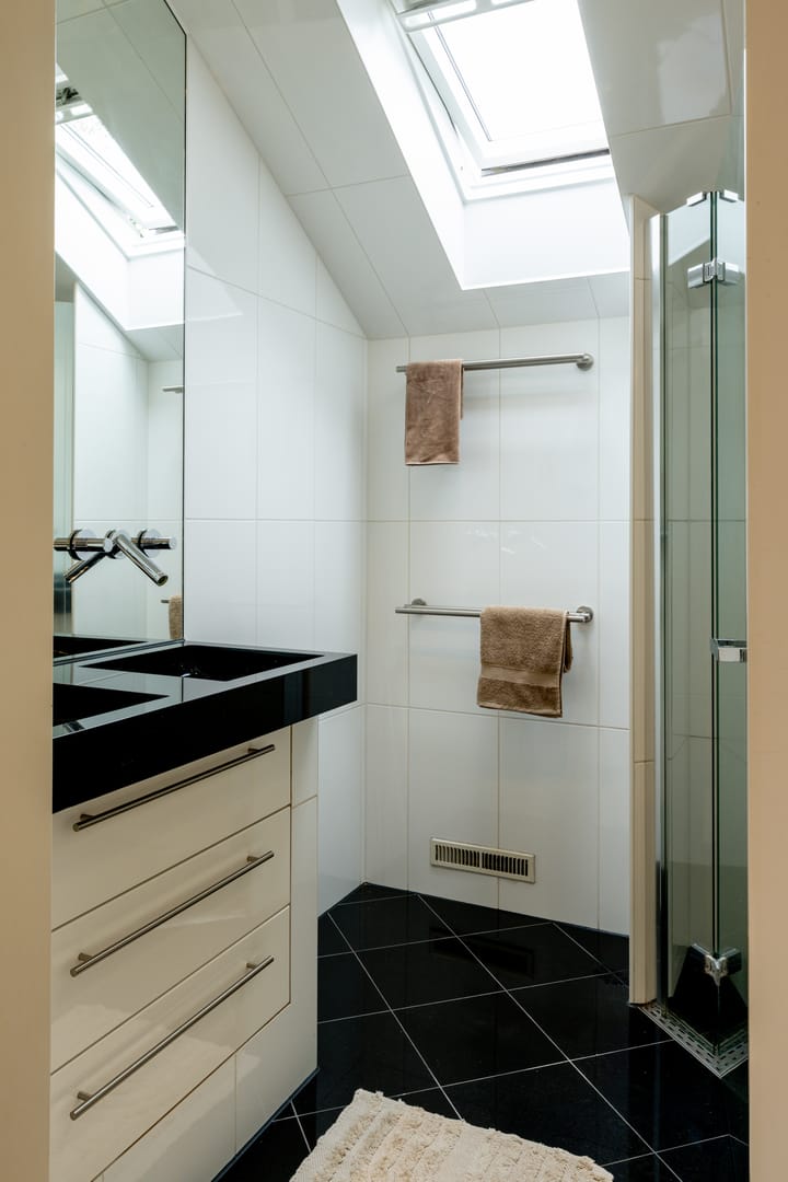 Foto 34 van van Veenweg 65