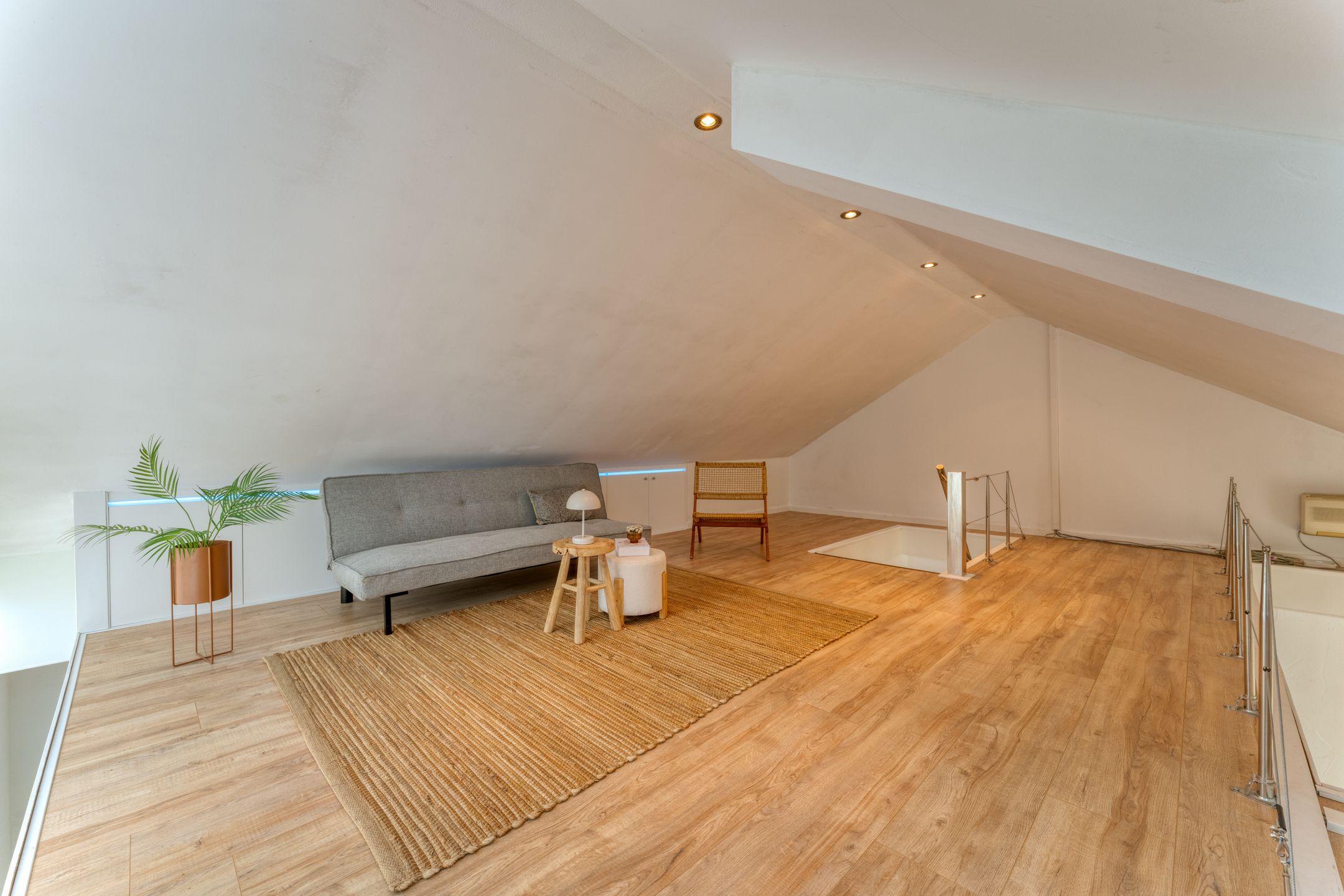 Foto 42 van van Veenweg 65