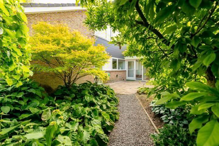 Foto 55 van van Veenweg 65