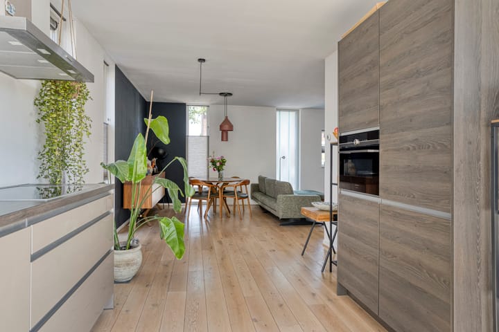 Foto 14 van Unastraat 57