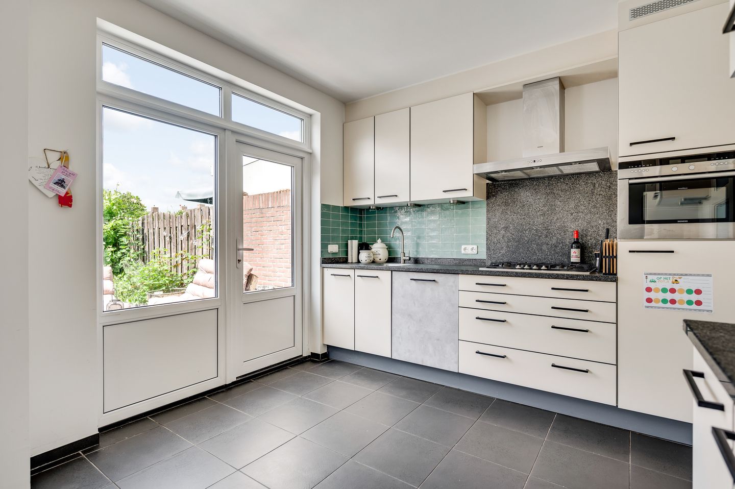 Photo 10 of Kerkstraat 5-A