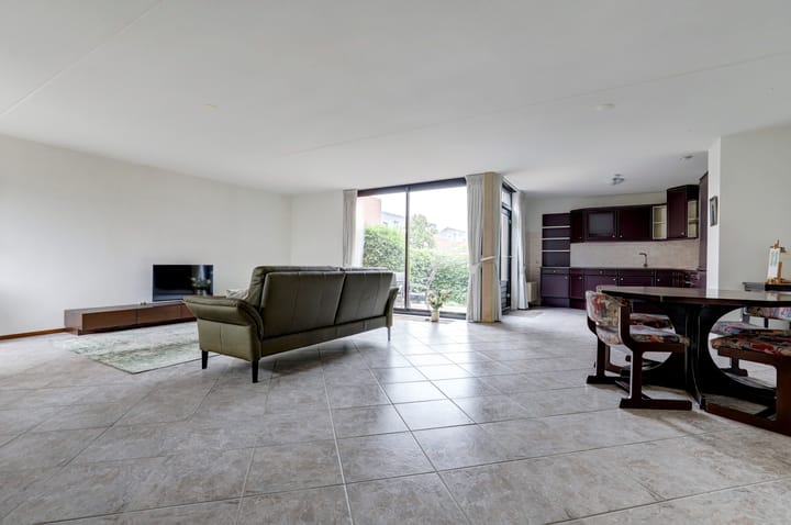 Foto 10 van Adriaan Pieterslaan 25